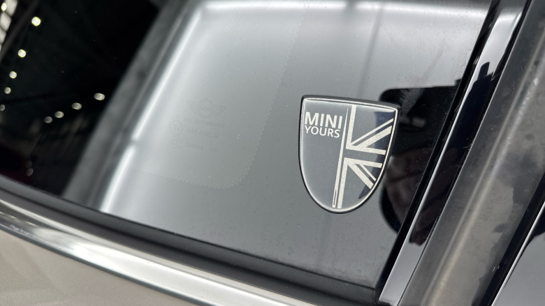 MINI Cooper 1.5 C Exclusive 5dr Auto Petrol Hatchback